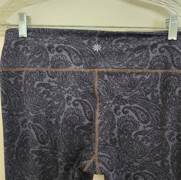 Athleta Chaturanga Women's Gray & Black Paisley Leggings Size Large Active - Picture 4 of 8
